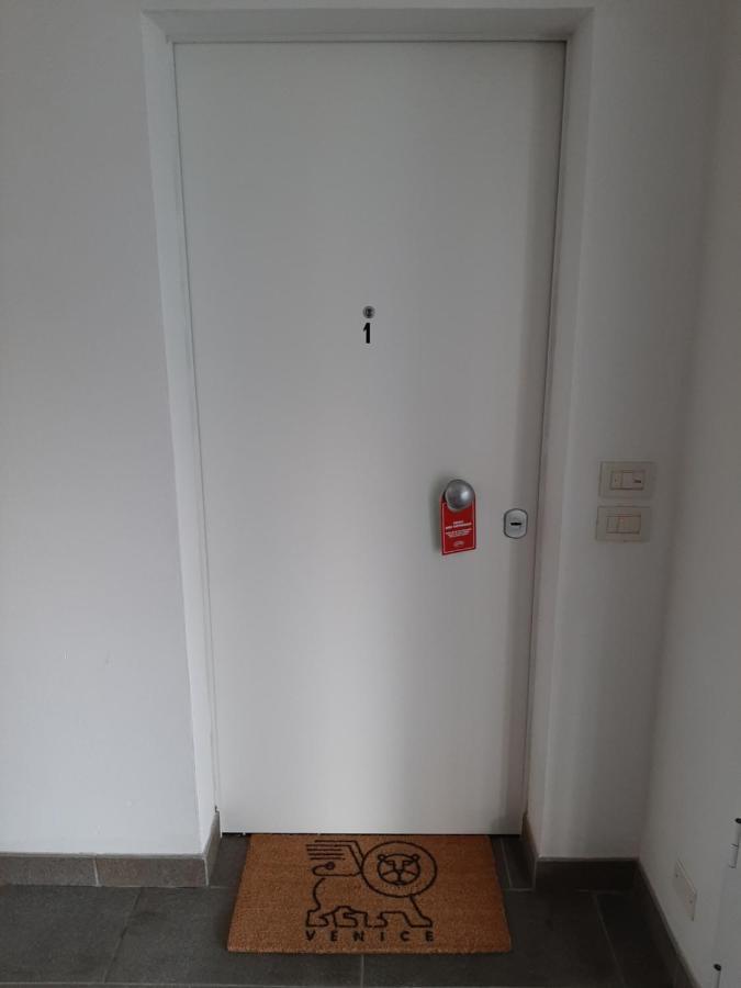 My Home Apartment Mira Exterior foto