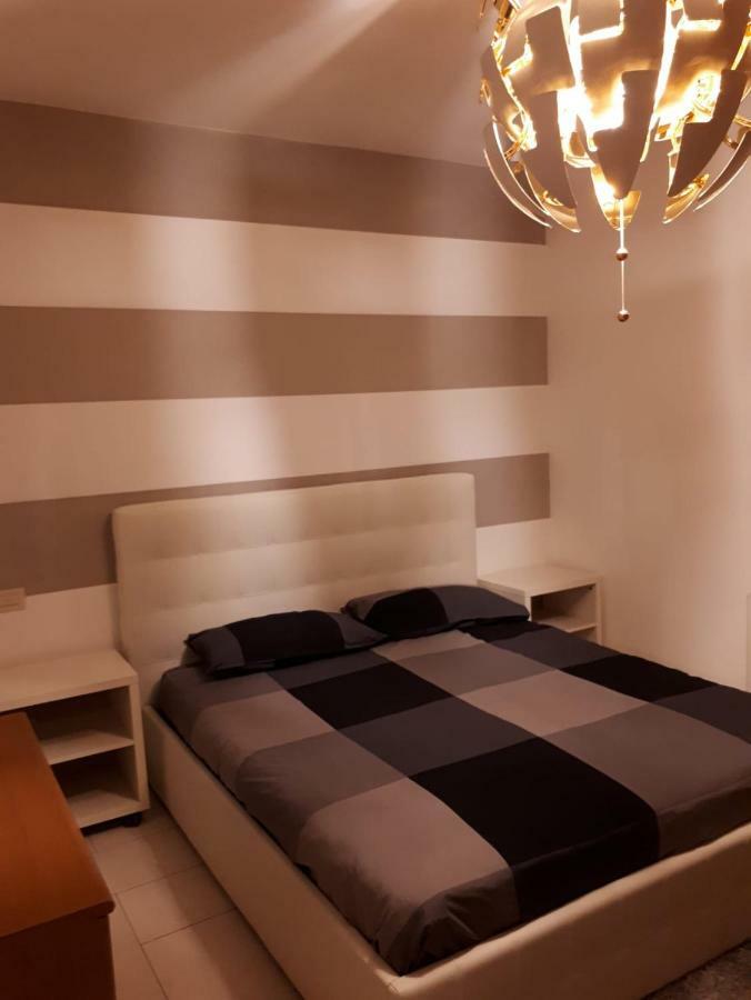 My Home Apartment Mira Exterior foto